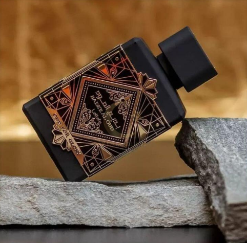 5 Perfumes de Lujo + Regalo (Asad - Tonka - Khamrah - Oud For Glory - Ombre)